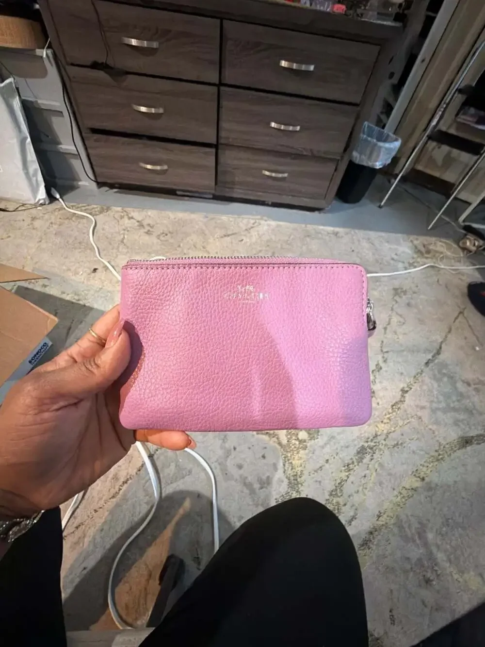 Coach Corner Zip Wristlet in Pebble Leather - Violet Orchid